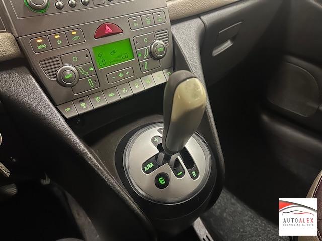 LANCIA - Ypsilon 1.4 16v Platino 100