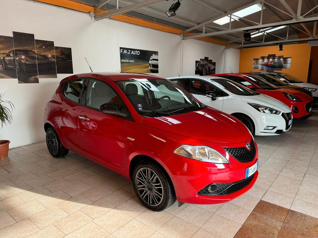 Lancia Ypsilon 1.2 69 CV 5 porte S&S Platinum