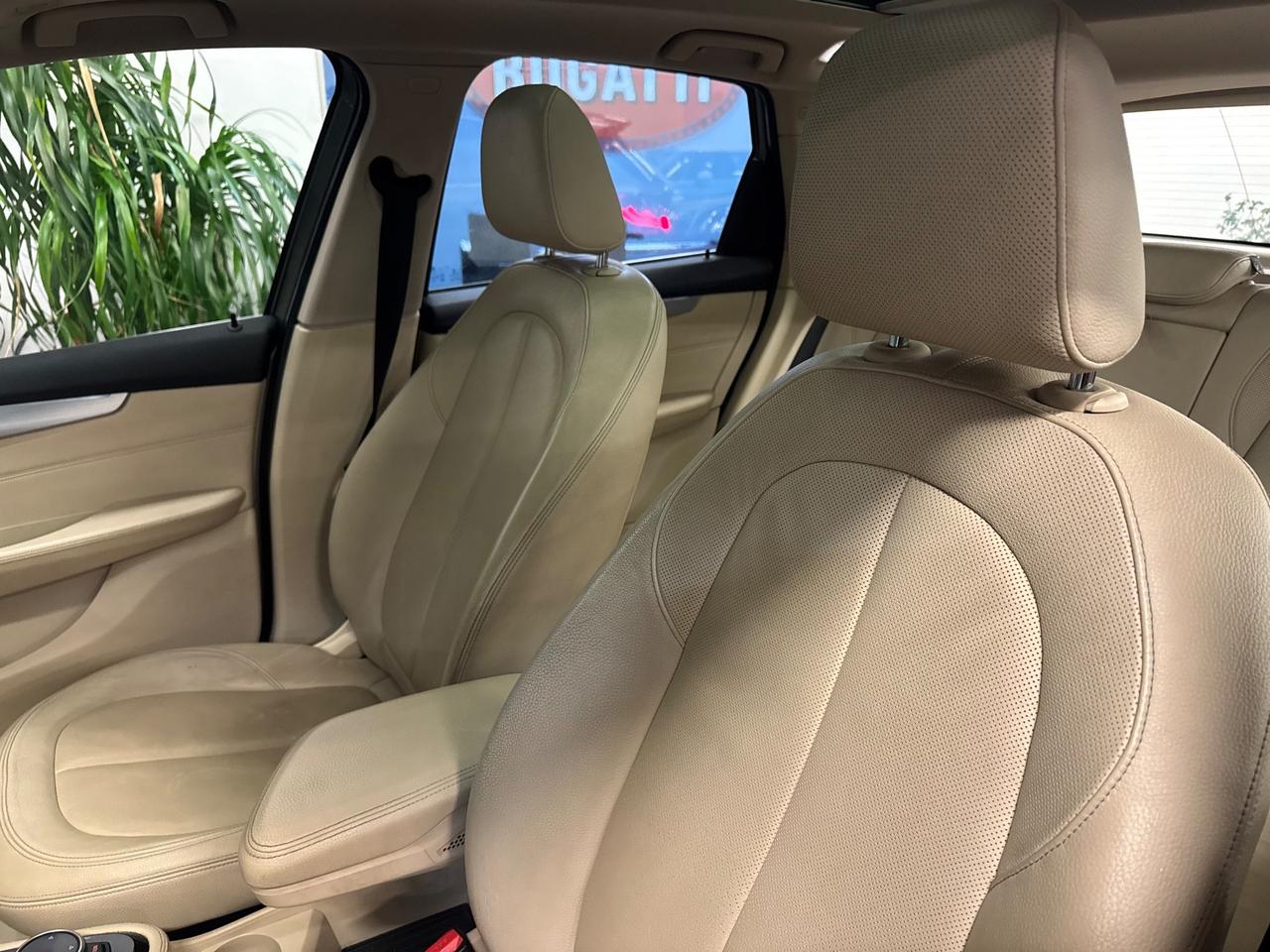 Bmw 2er Active Tourer 218d Luxury Tetto, Head display FULL