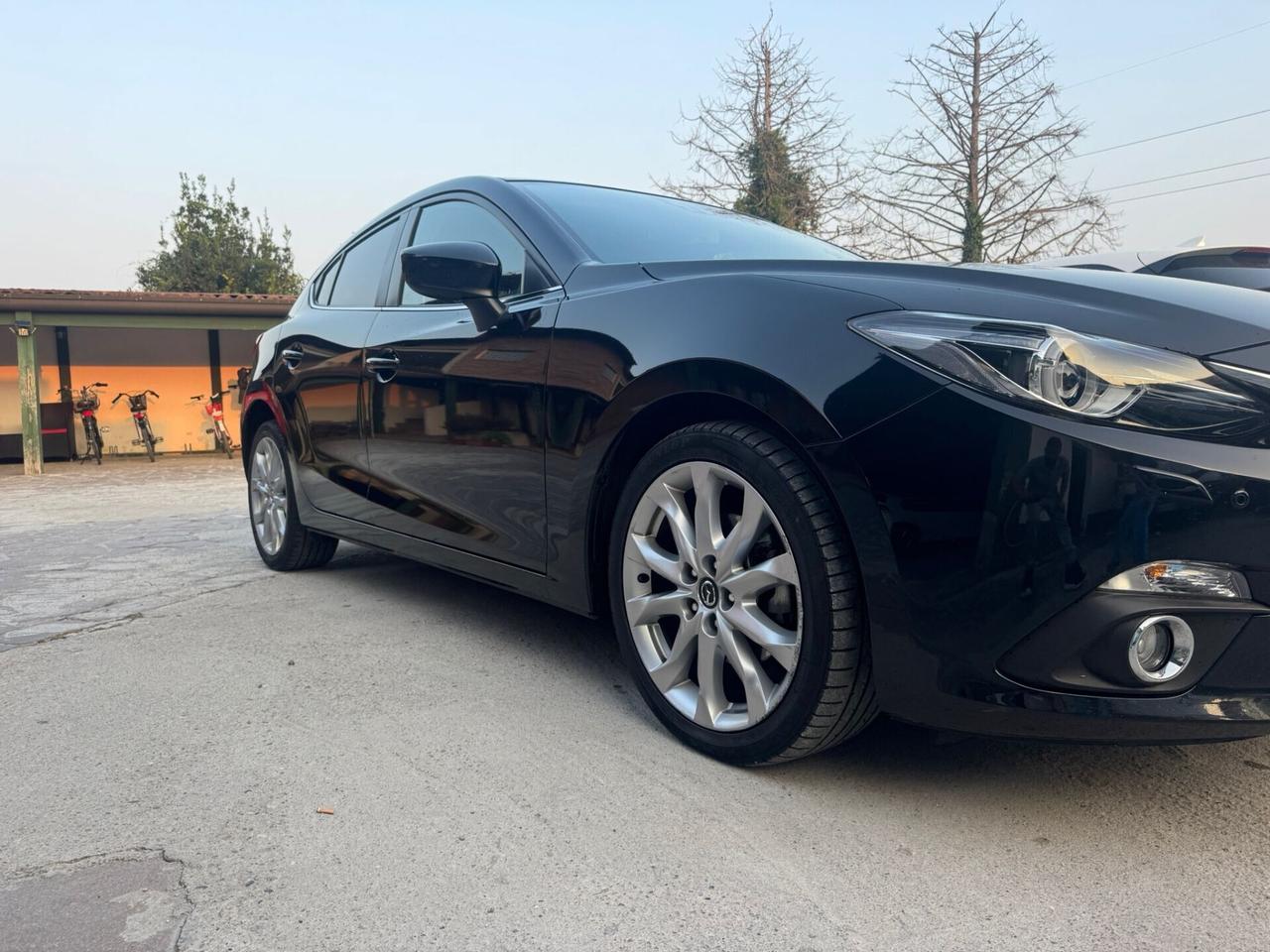 Mazda3 2.2 Skyactiv-D Exceed