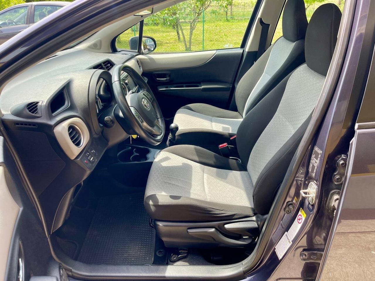 Toyota Yaris 1.0 51kw Lounge OK NEOPATENTATI UNIPR