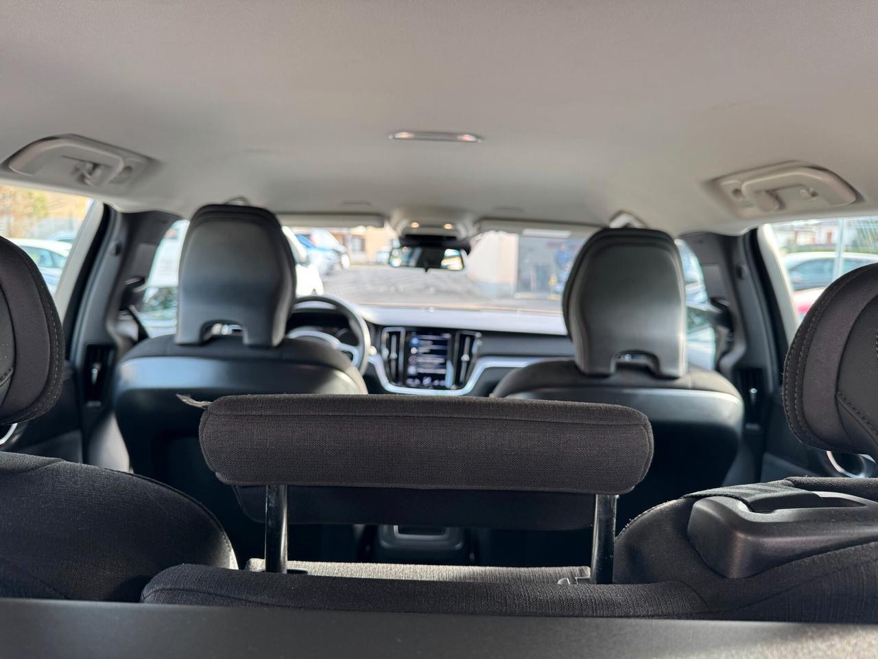 Volvo V60 B4 (d) Geartronic Momentum Business