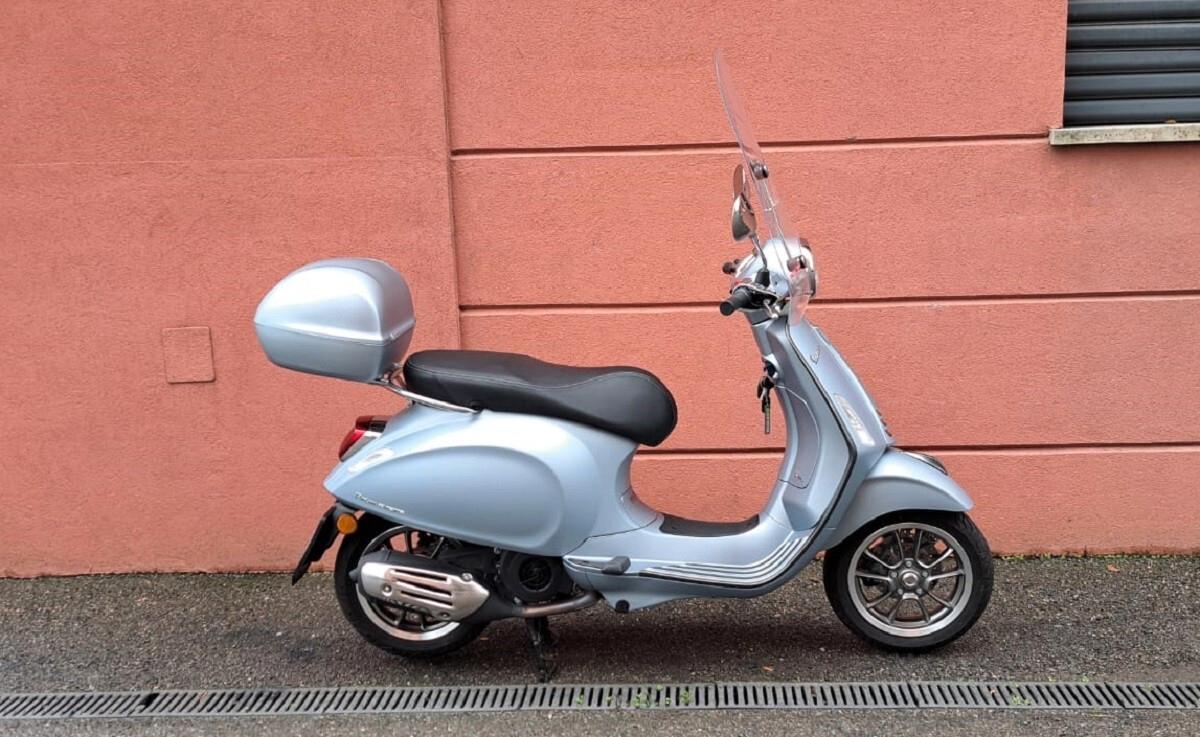 Vespa Primavera 125