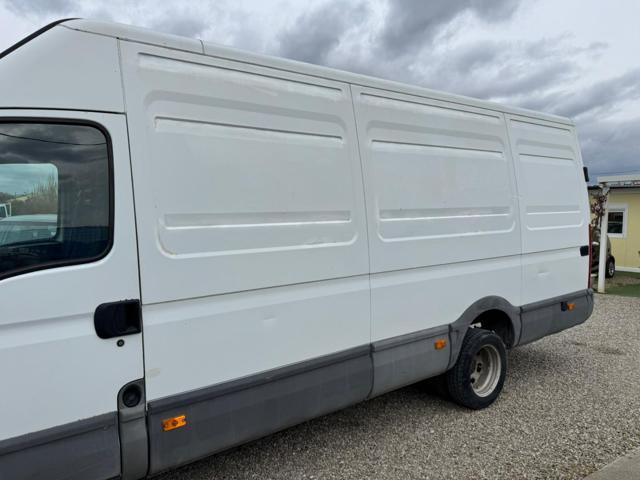 IVECO Daily 35C13V/BarTor2.8 TDI PL-TM-RG Furg