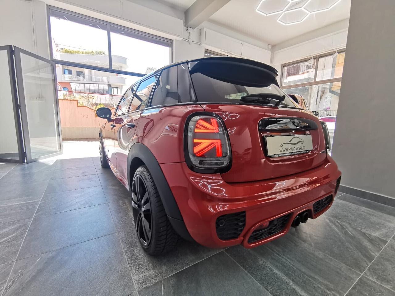 Mini Mini 2.0 Cooper SD Allestimento Jhon Cooper Works 5 porte TETTO