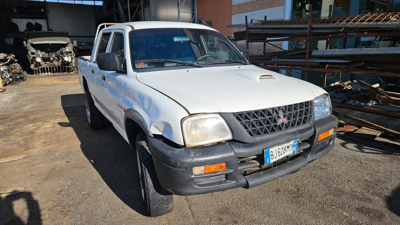 Mitsubishi L200 2.5 TDI 4x4 100cv