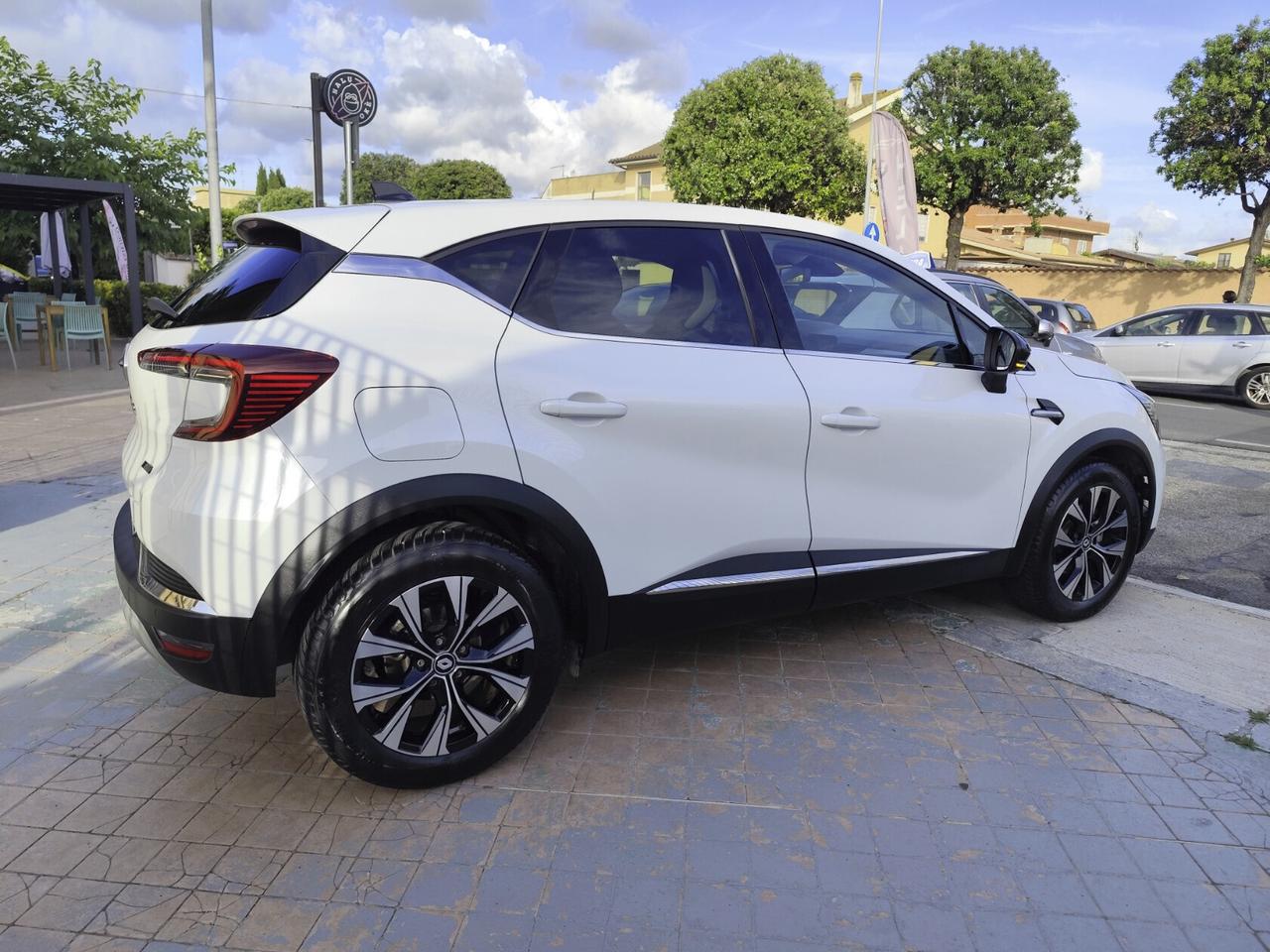 Renault Captur Full Hybrid E-Tech 145 CV Techno