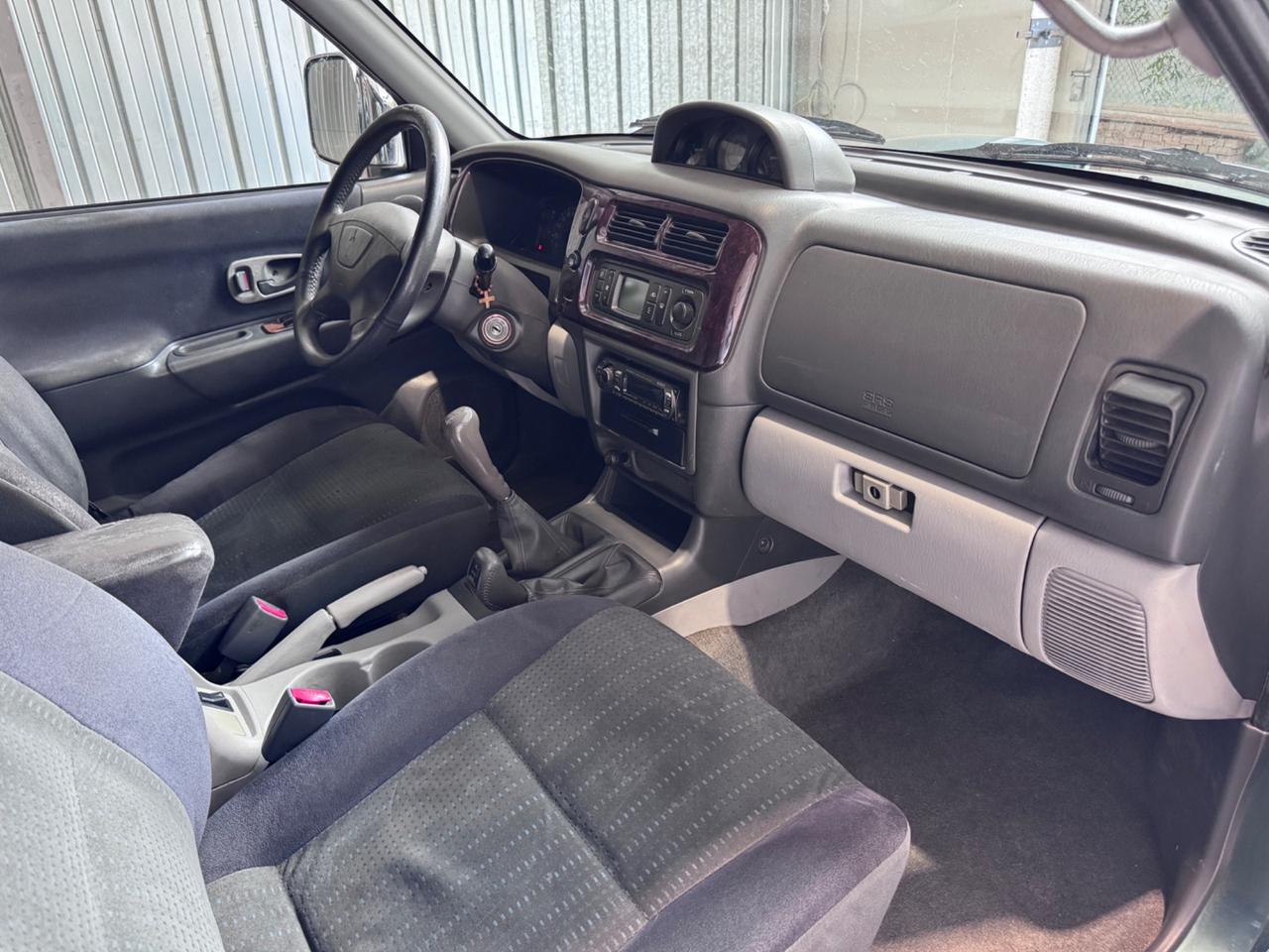 Mitsubishi Pajero Sport GLS 2.5 TDI 4x4