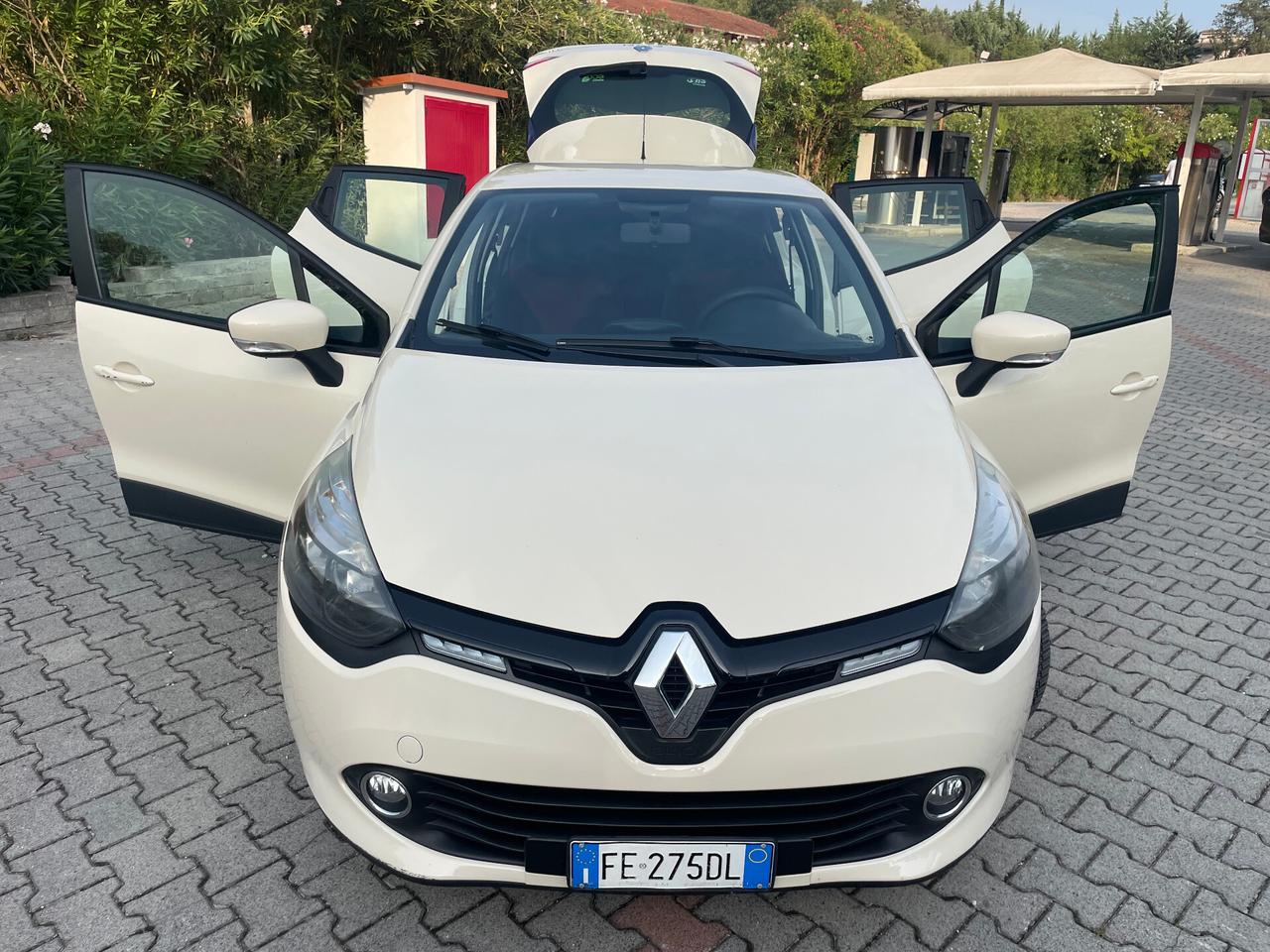 Renault Clio 1.5 DCI DIESEL
