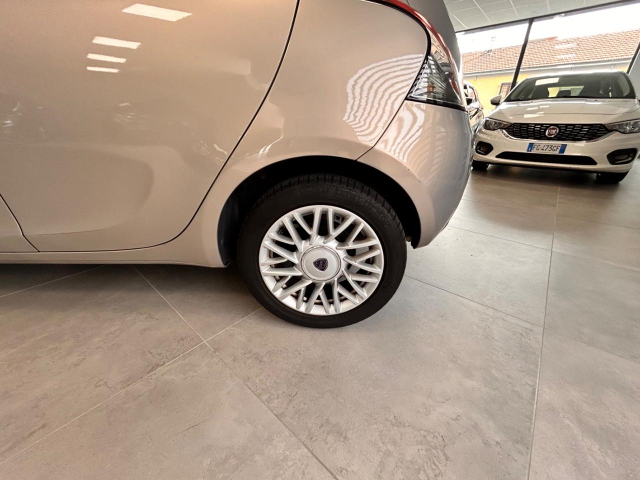 Lancia Ypsilon Gold 1.3 MJT 95 CV 2015 km 108000