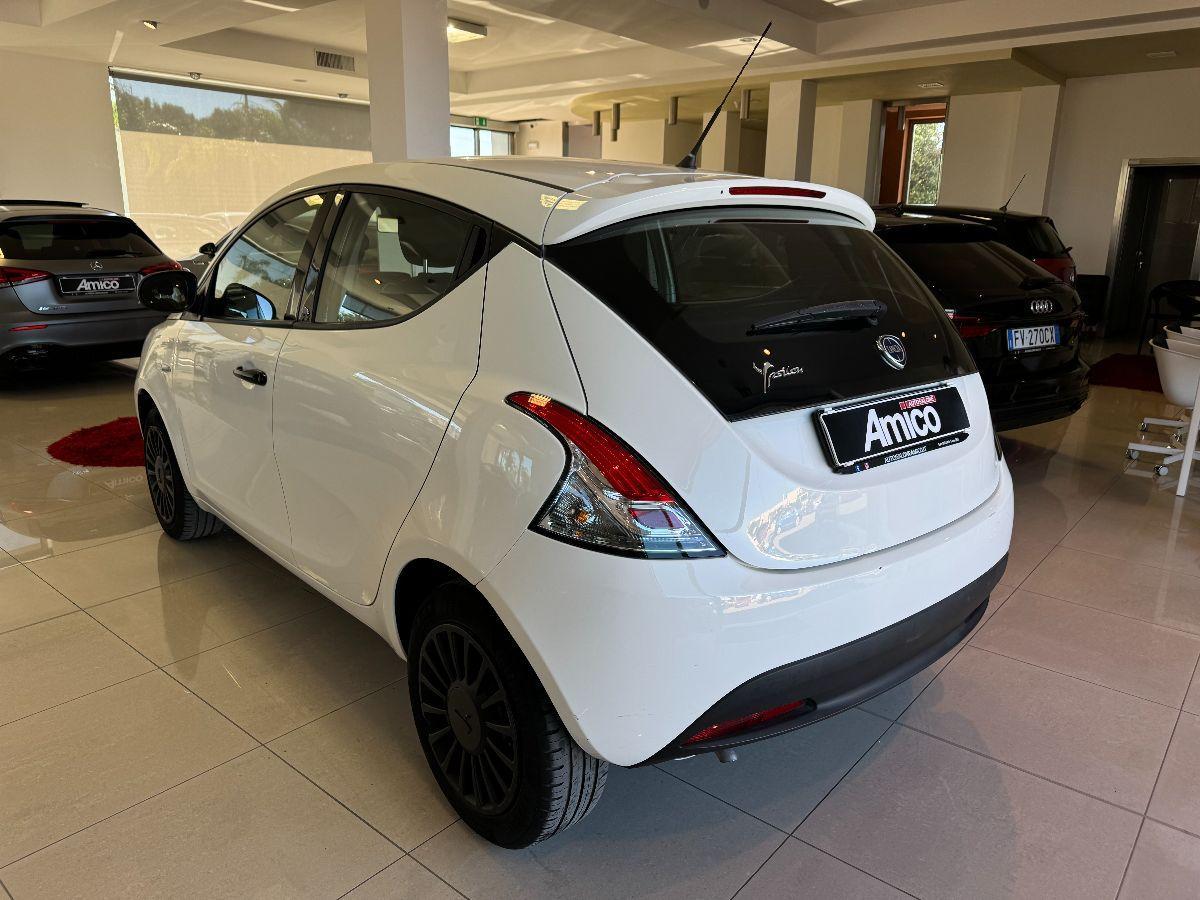 LANCIA - Ypsilon - 1.2 69 CV 5p. Gold Solo 34.000km