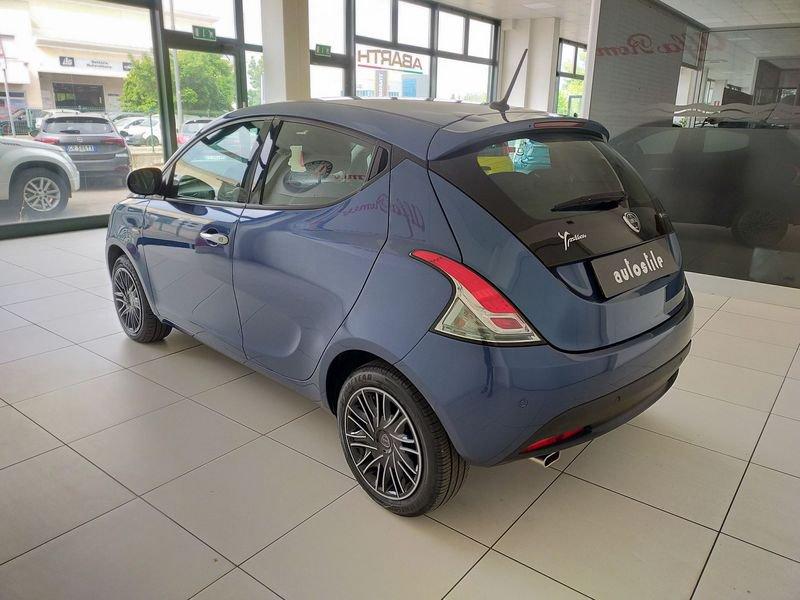 Lancia Ypsilon 1.0 FireFly 5 porte S&S Hybrid Gold