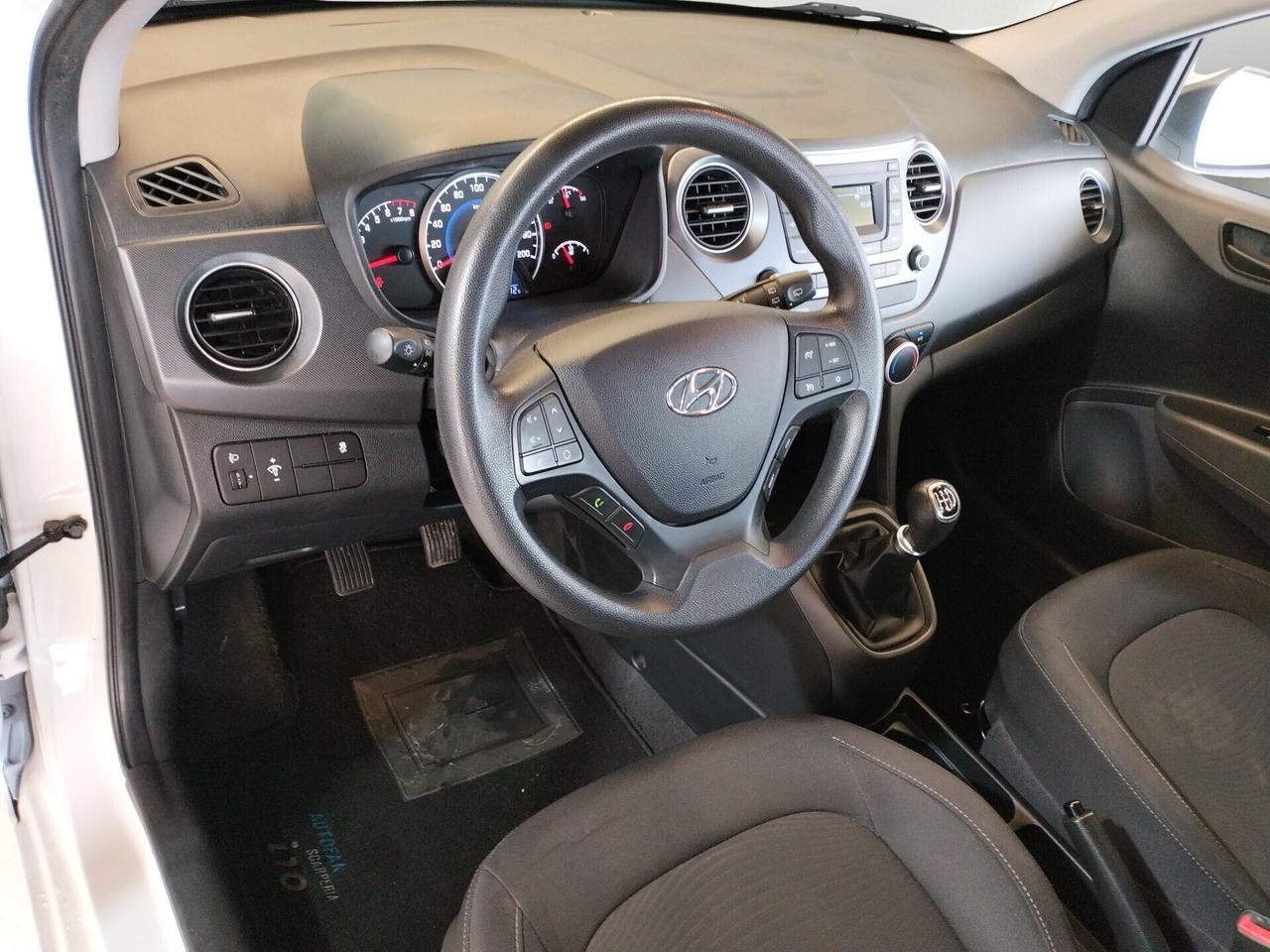 Hyundai i10 1.0 Style - NEOPATENTATI