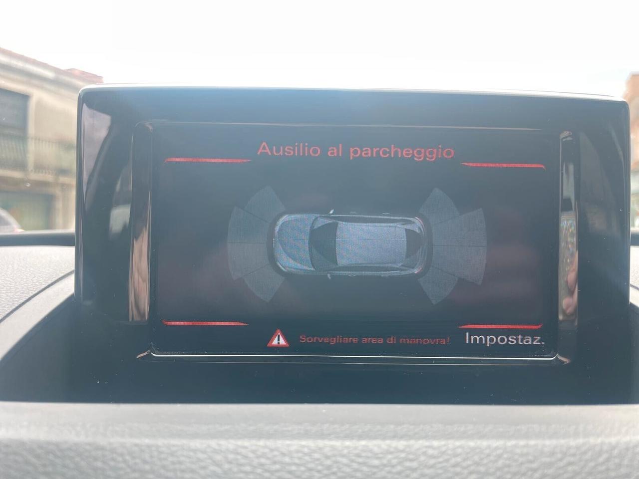 Audi Q3 2.0 TDI 150 CV Business