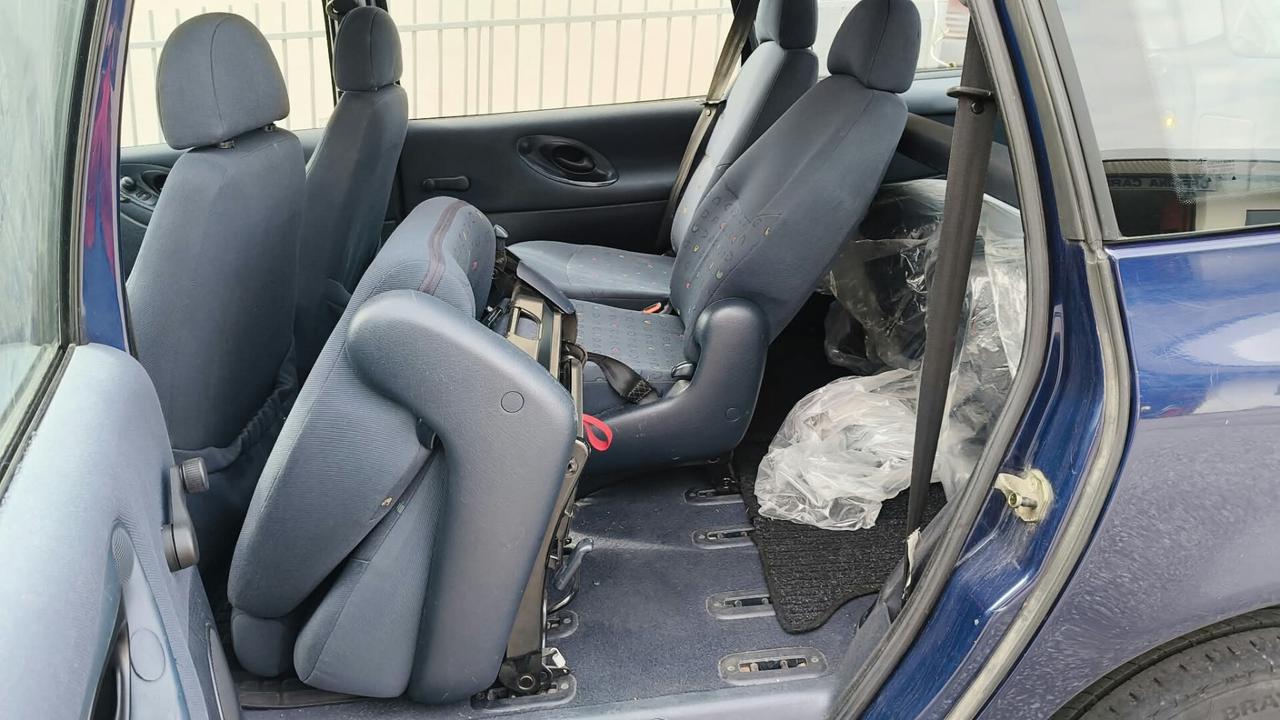 VOLKSWAGEN SHARAN 1.9 TDI 110CV 7 POSTI