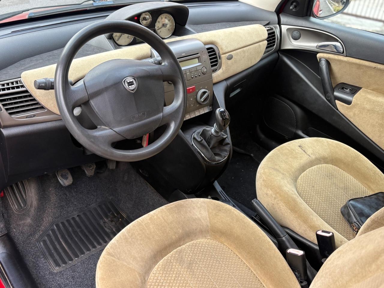 Lancia Ypsilon 1.2 GPL NEOPATENTATI