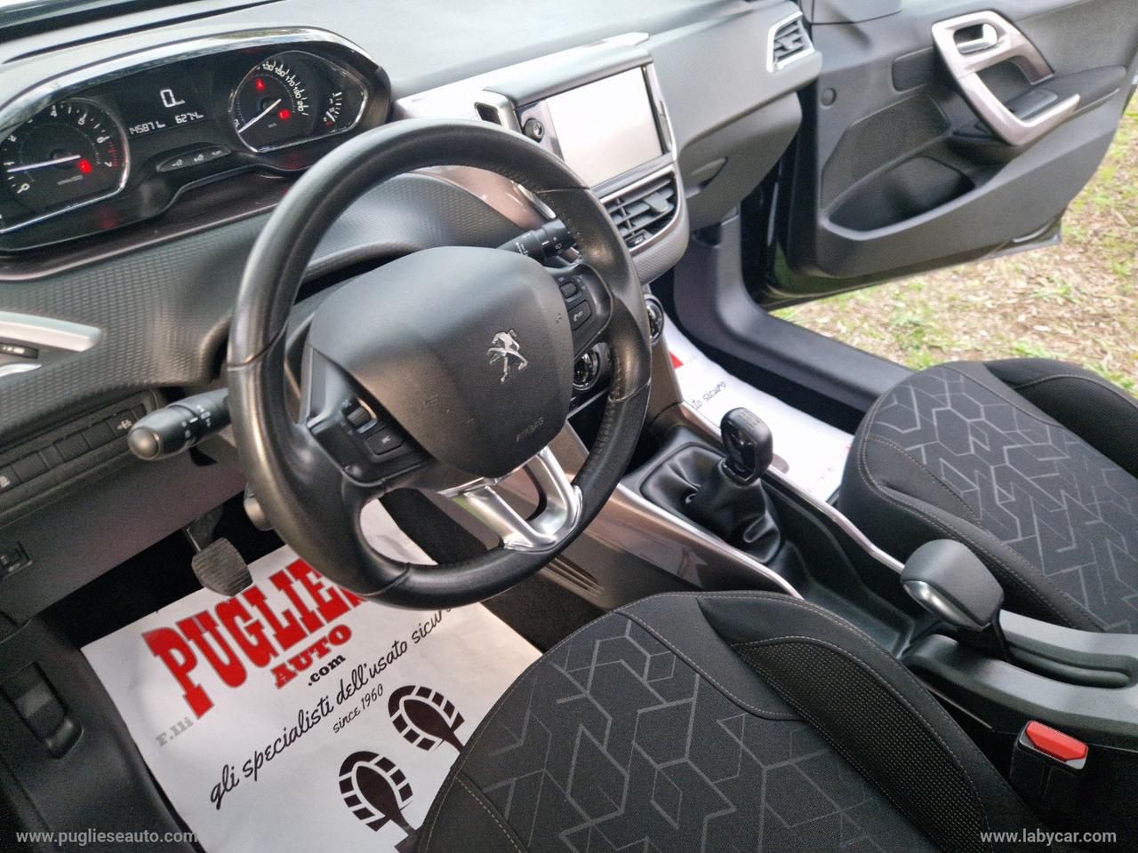 PEUGEOT 2008 1.2 VTi 82 CV Allure