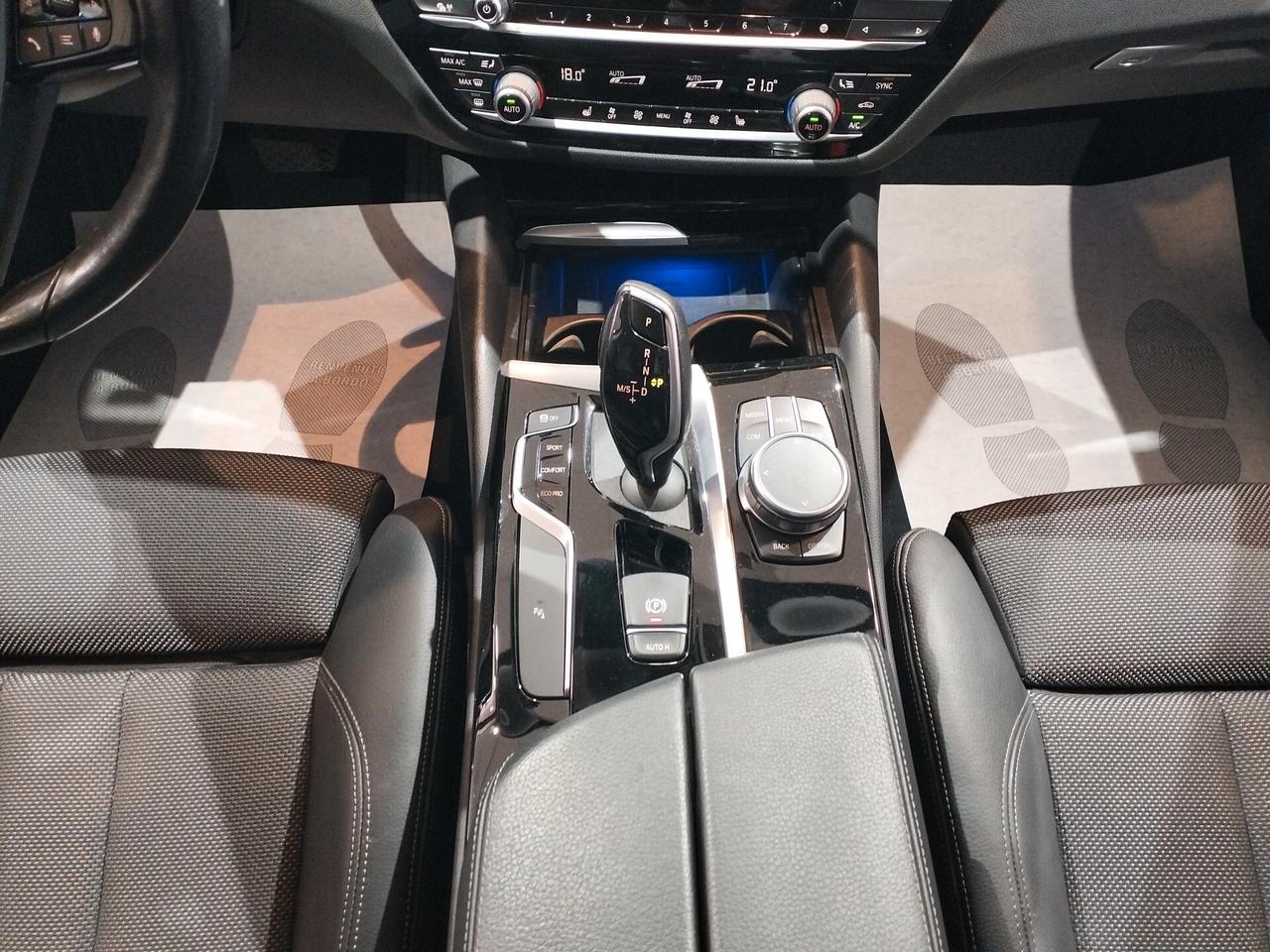 BMW 520 d Touring mhev 48V xdrive Sport auto