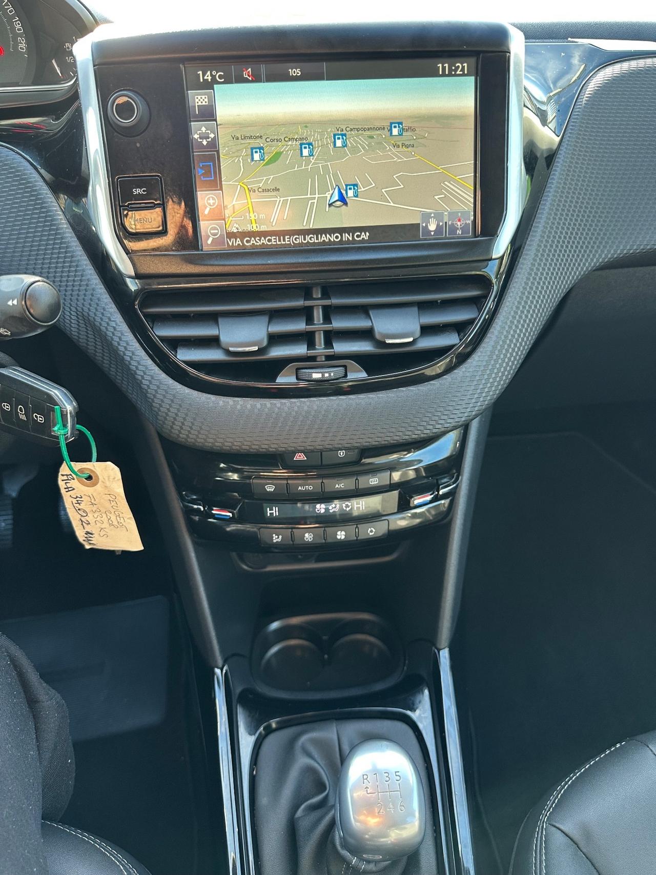 Peugeot 2008 HDi 120 Black Matt 100.000 Km