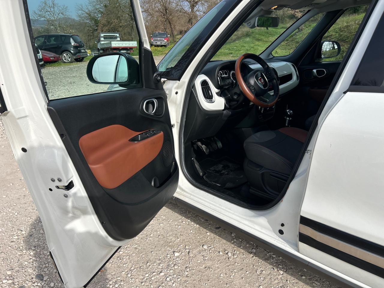 Fiat 500L 1.6 Multijet 120 CV Trekking neopatentati