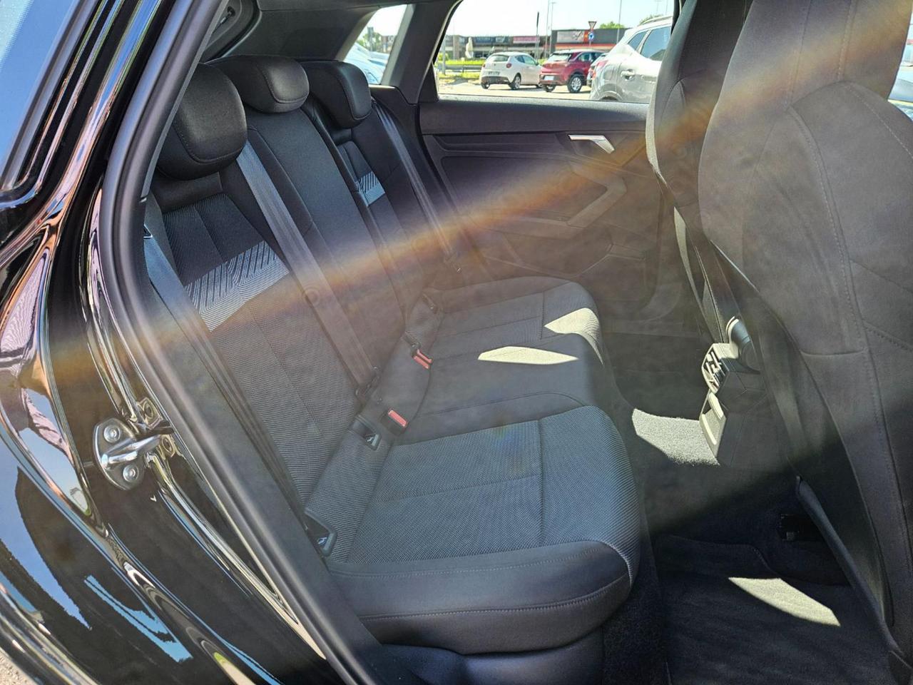 Audi A3 SPB 30 TDI Business