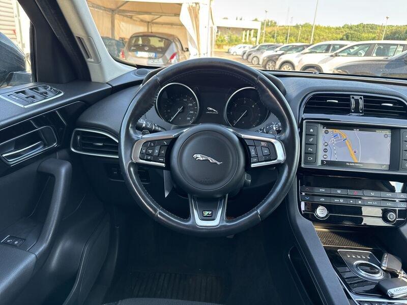 Jaguar F-Pace 2.0 D 240 CV AWD aut. R-Sport