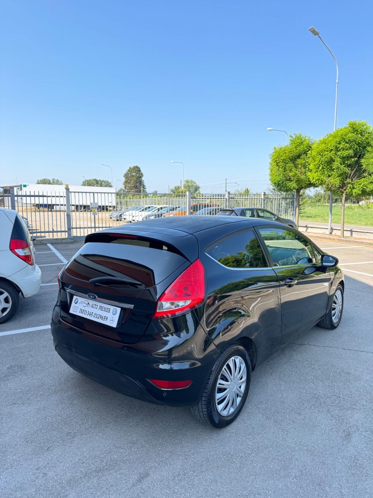 Ford Fiesta 1.4 3 porte Benzina-GPL