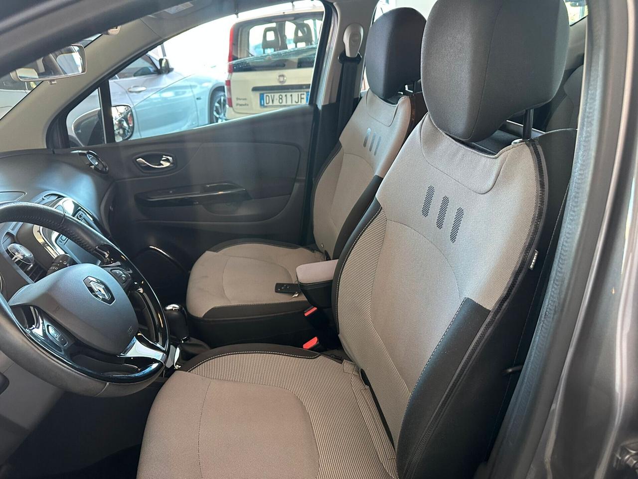 Renault Captur 1.5 dCi 8V 90 CV CAMBIO AUTOMATICO