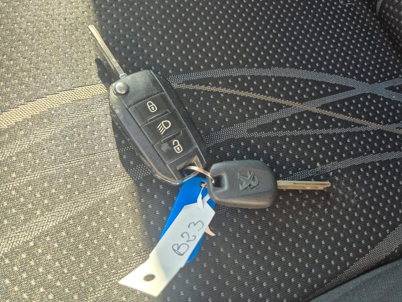 Peugeot 208 1.2 VTi 82 CV 5 porte Access