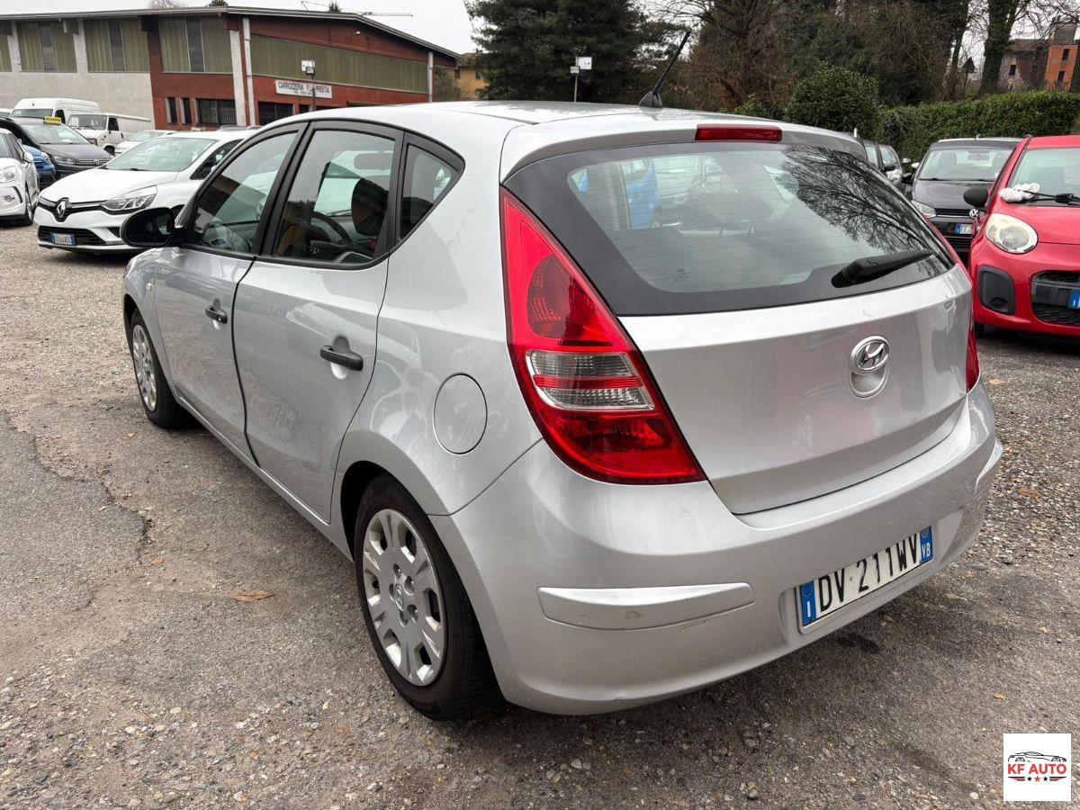 HYUNDAI - i30 1.4 Special Gpl