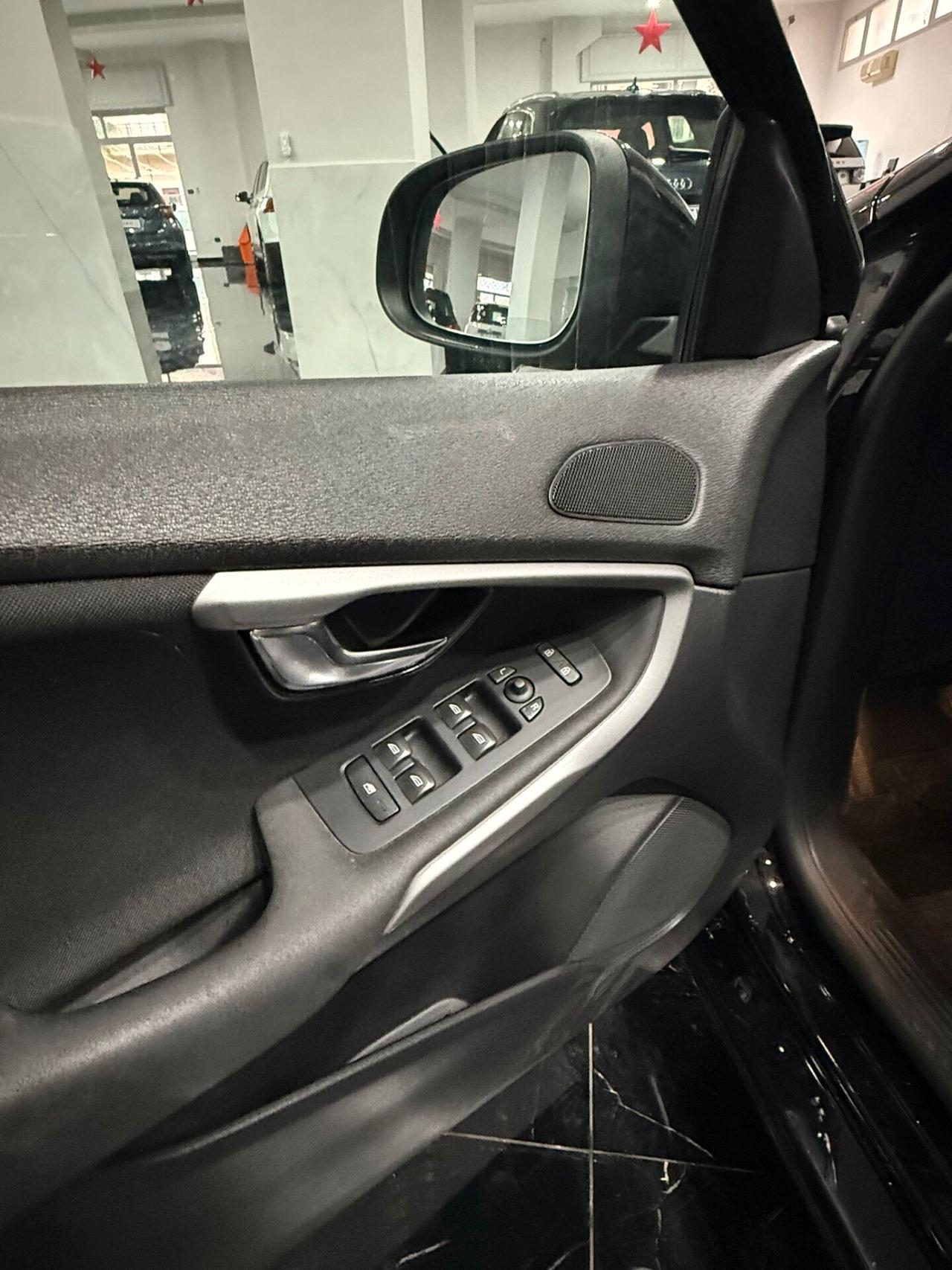 Volvo V40 D2 'eco' Momentum