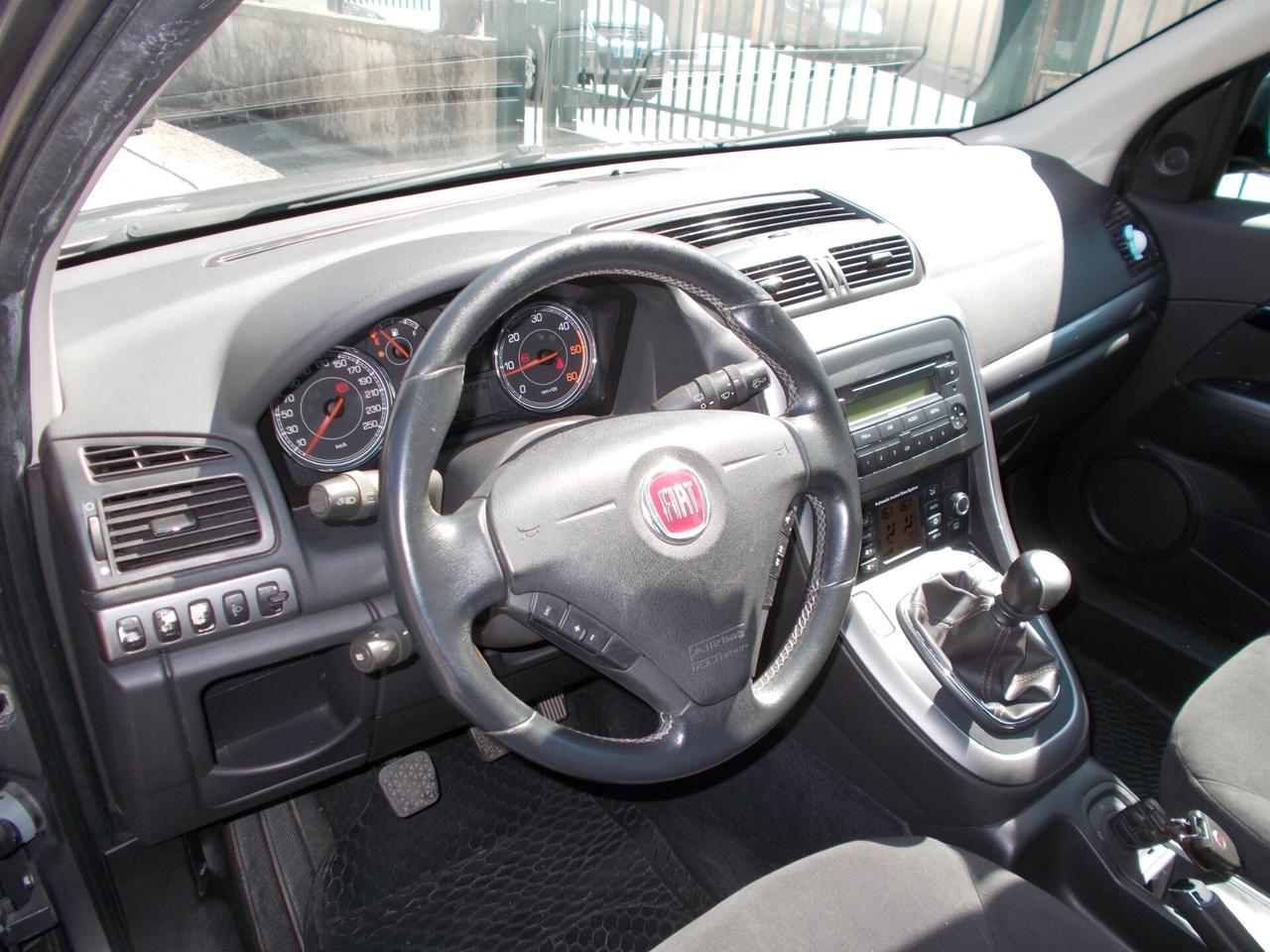 Fiat Croma 1.9 Multijet Emotion