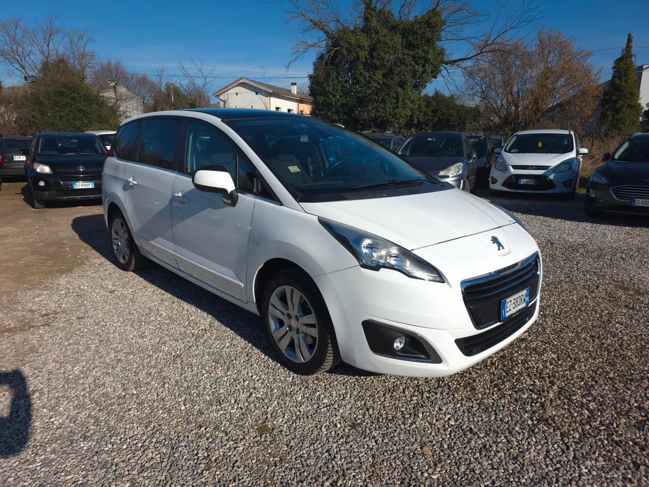 Peugeot 5008 BlueHDi 120 S&S Allure