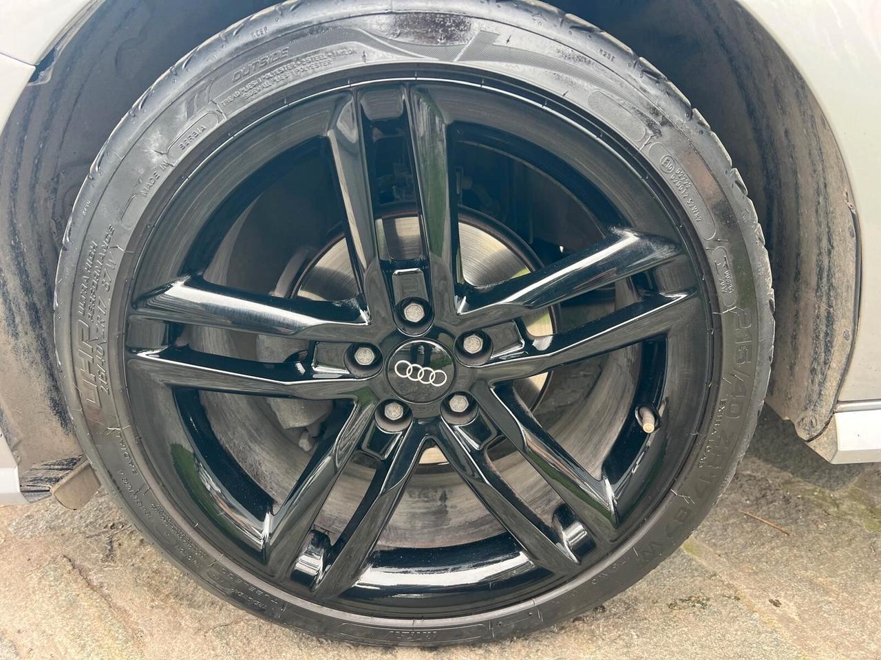 AUDI A1 1.0 TFSI SPB ULTRA S-LINE S-TRONIC 95cv