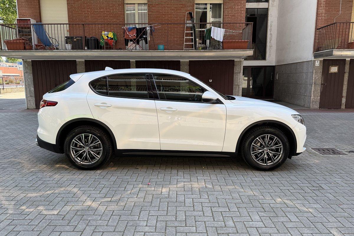 ALFA ROMEO Stelvio 2.2 Turbodiesel 160 CV AT8 RWD Business