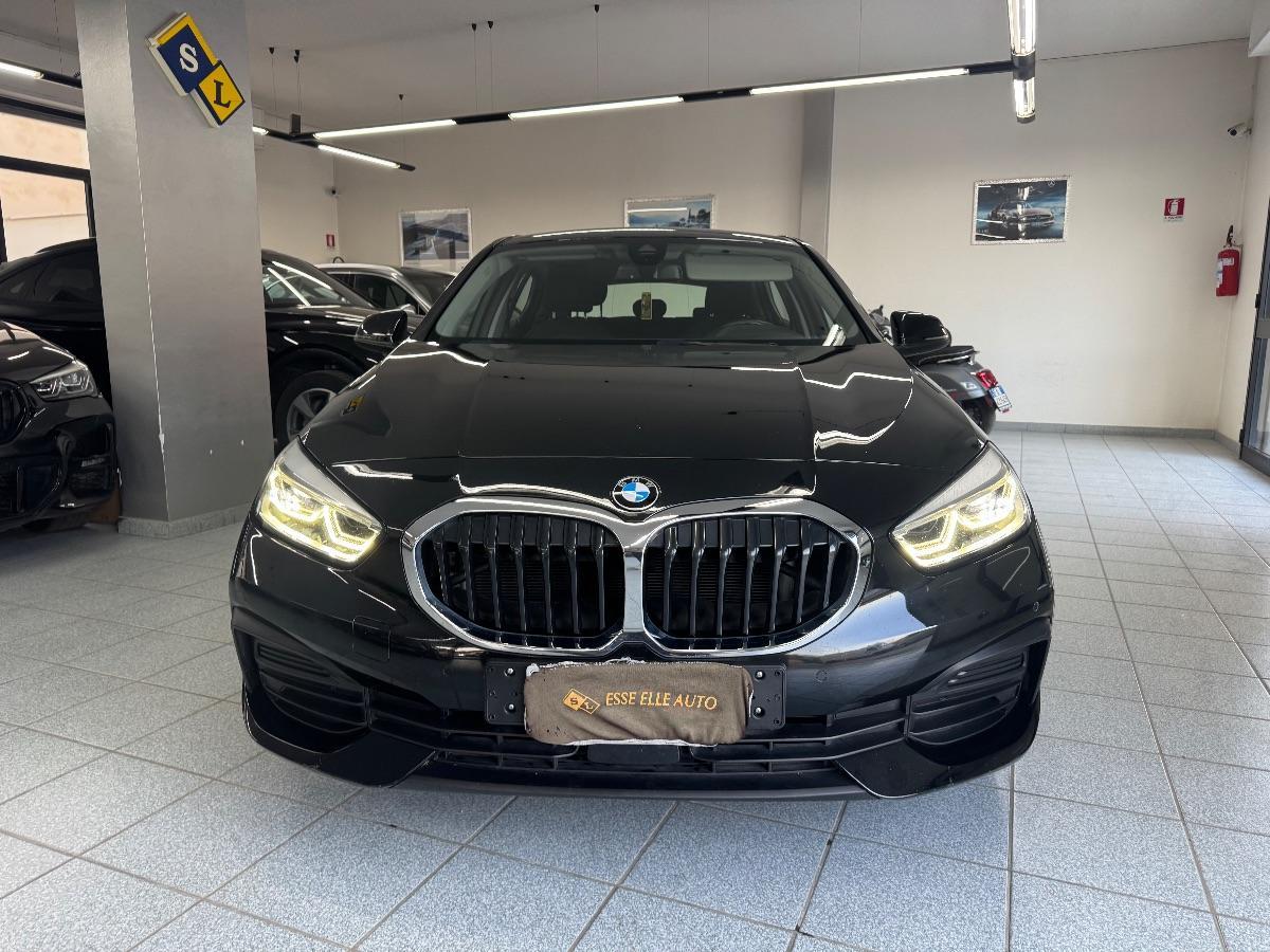 BMW 116d 5p. Sport UNICO PROP/ LED/ NAVIGATORE/ NEOPATENTATI