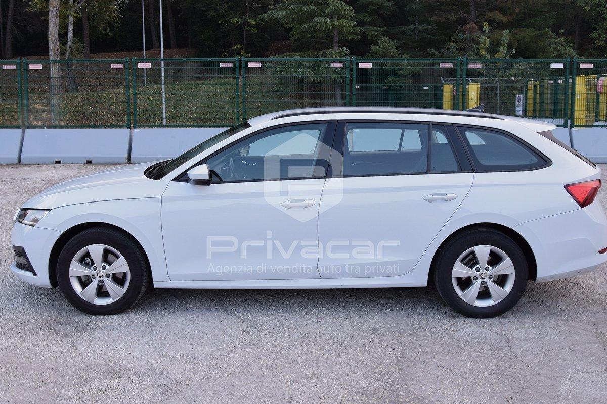 SKODA Octavia 2.0 TDI EVO SCR DSG Wagon Executive