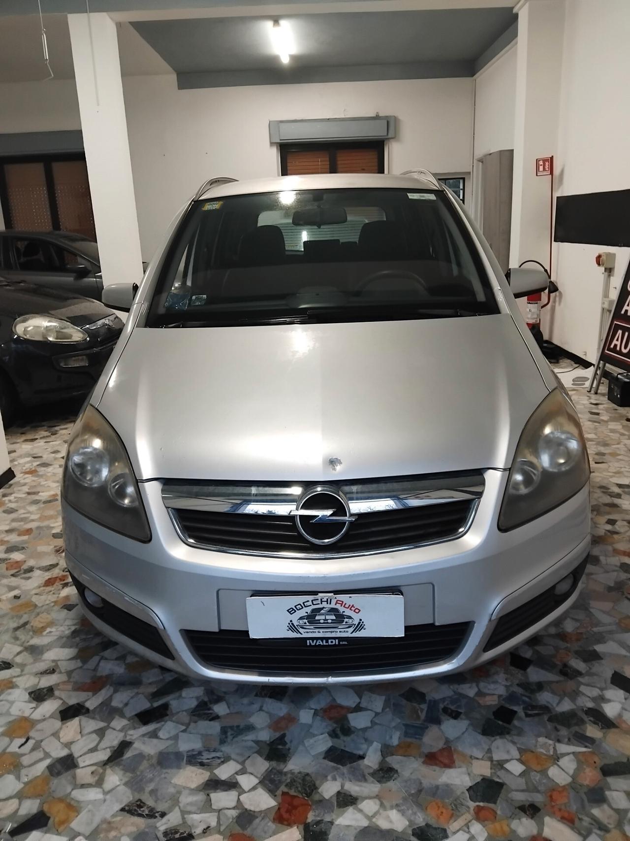 Opel Zafira 1.6 16V Twinport Cosmo