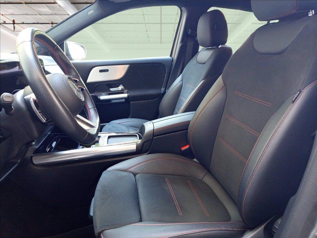 MERCEDES GLA 200 d Executive auto del 2024