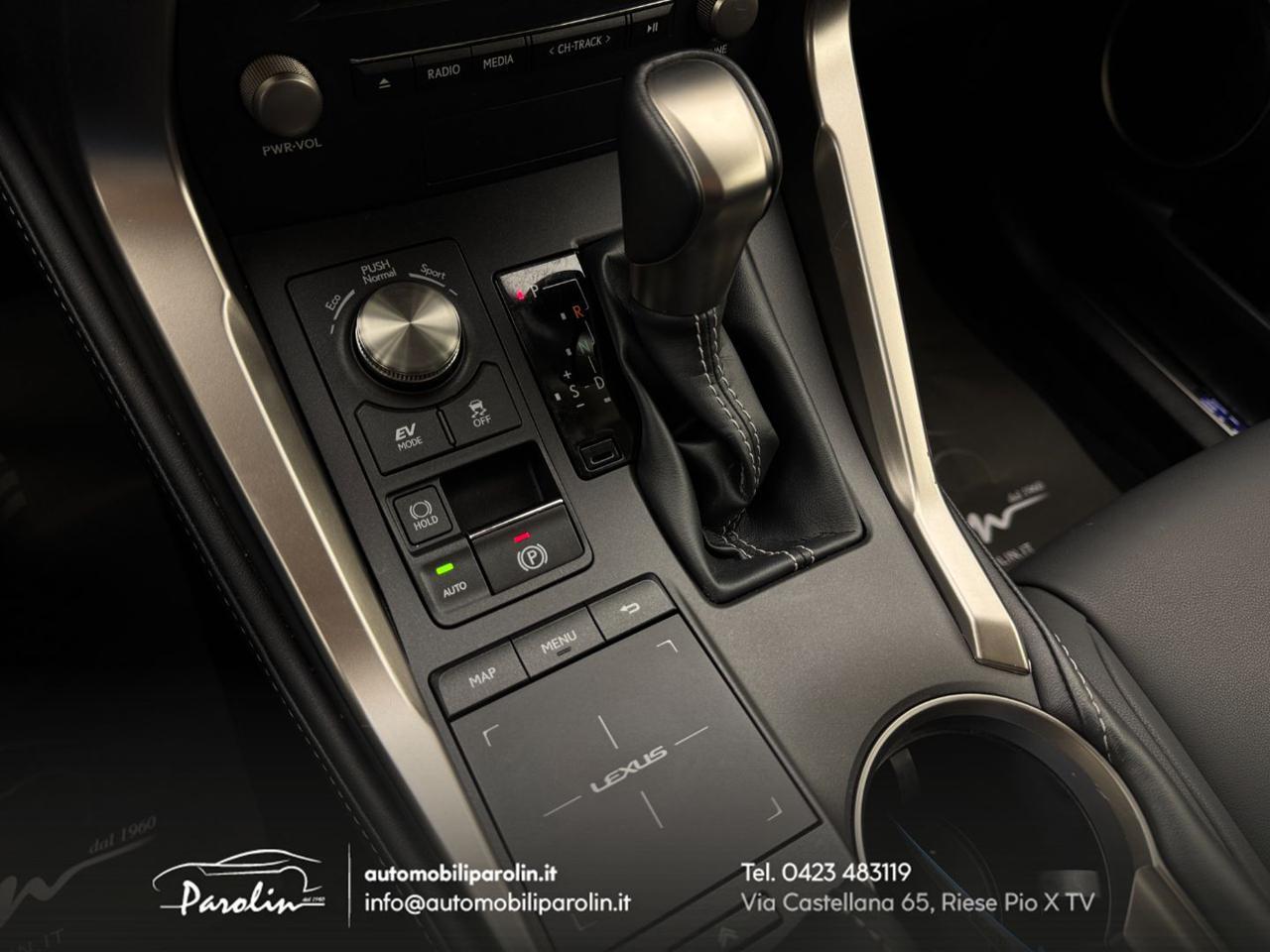 LEXUS NX 300h Hybrid 4WD Premium Pelle-CarPlay-Telecamera-ACC