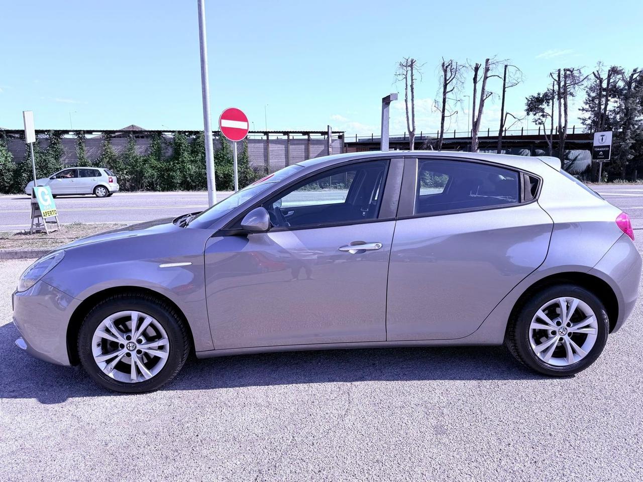 Alfa Romeo Giulietta 1.6 JTDm-Ok neopatentati