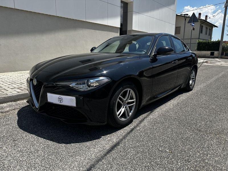 Alfa Romeo Giulia 2.2 Turbo AT8 160CV Business