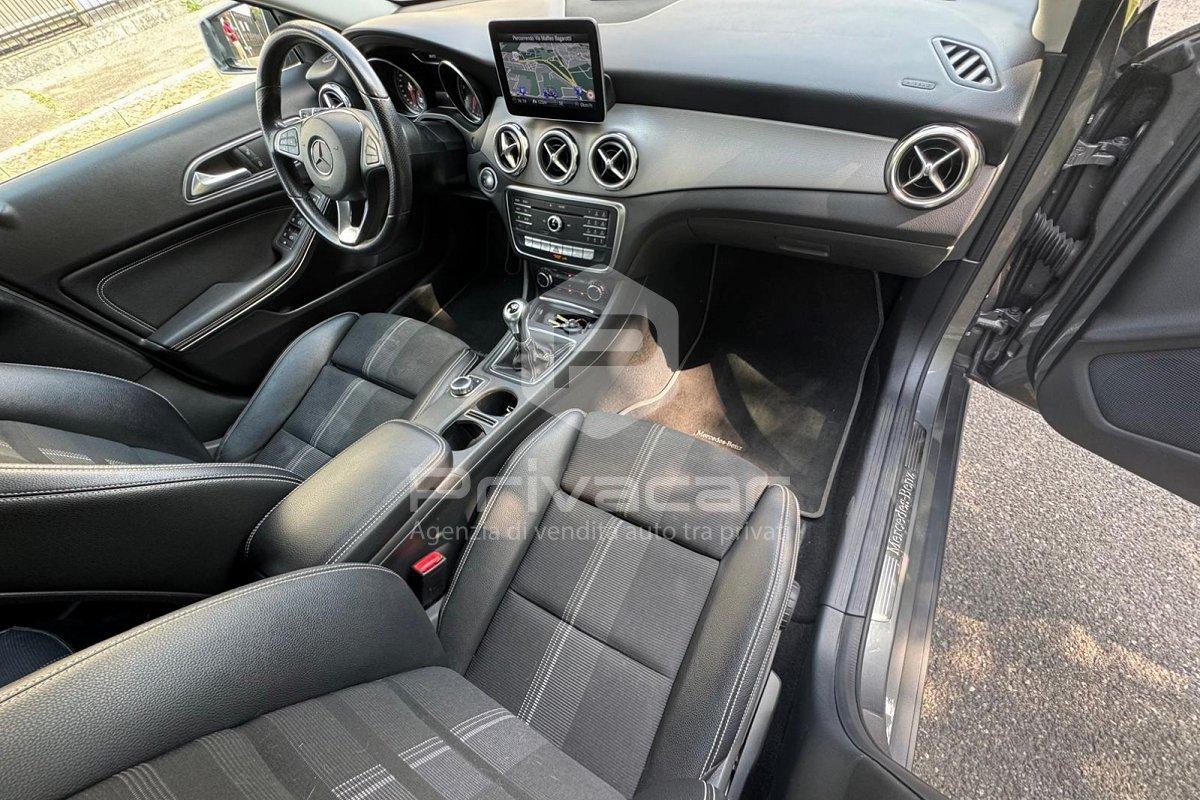 MERCEDES GLA 180 Sport
