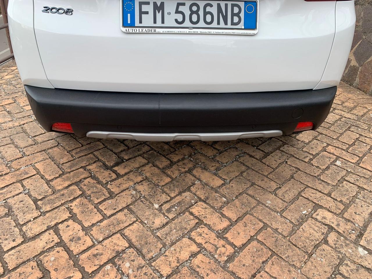 Peugeot 2008 BlueHDi 120 S&S Allure