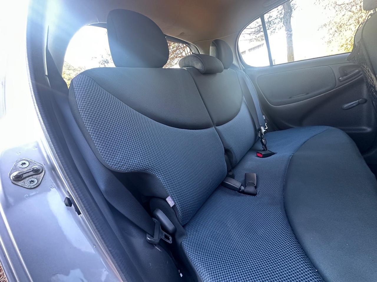 Toyota Yaris 1.0 5 porte