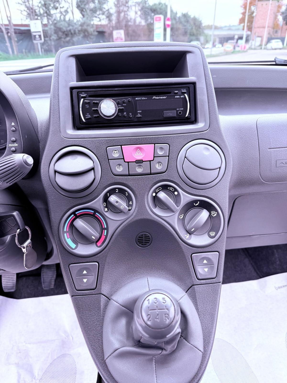 Fiat Panda 1.2 Dynamic Natural Power Ok neopatentati