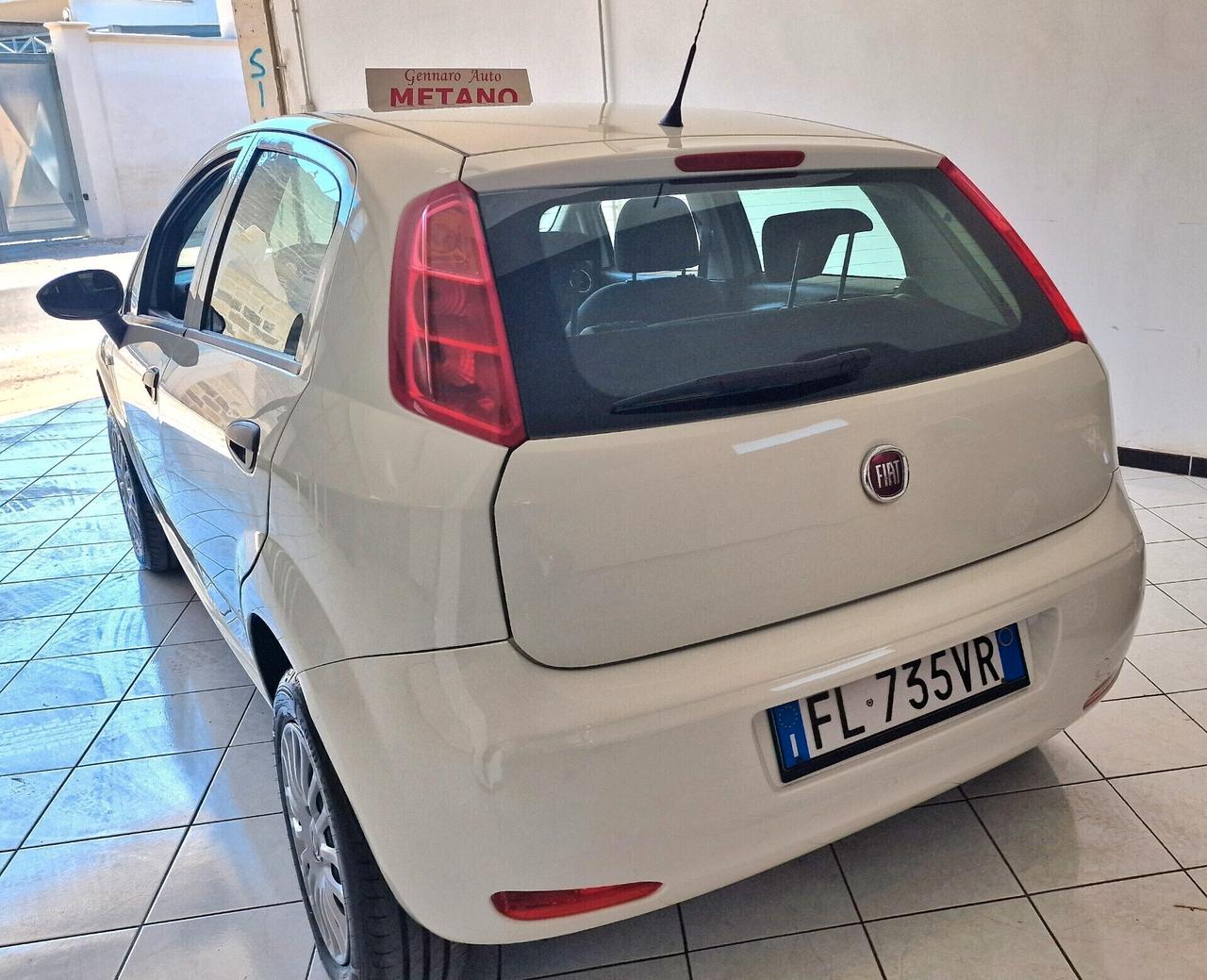 Fiat Punto 1.4 8V Anno 2017..METANO CASA MADRE