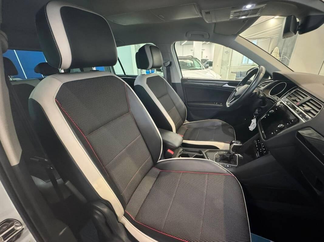 Volkswagen Tiguan 2.0 tdi URBAN SPORT 150cv dsg