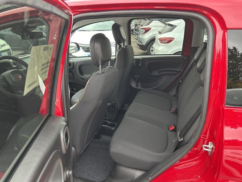 FIAT Panda New 1.0 70cv Hybrid Pandina
