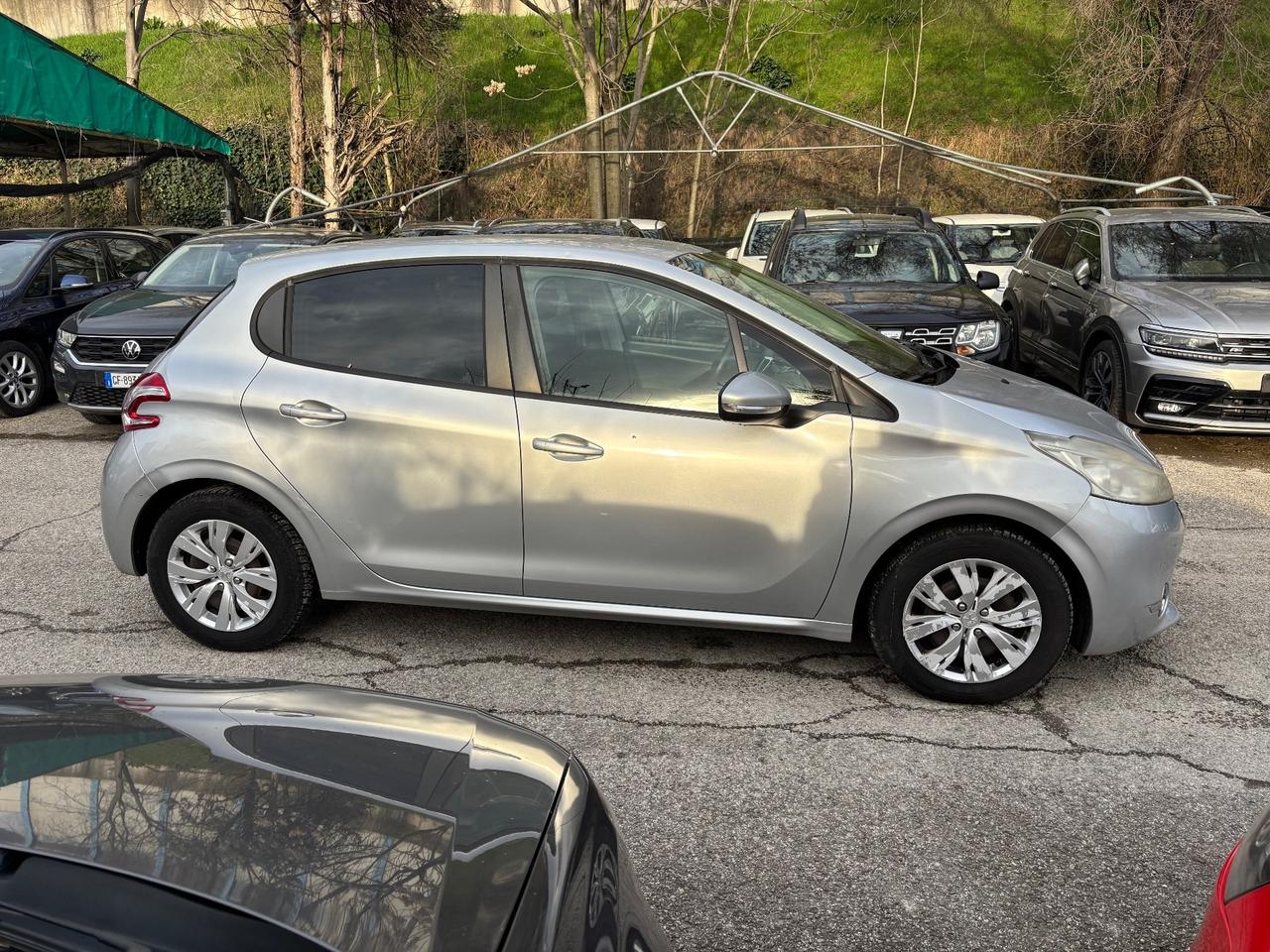 Peugeot 208 1.4 HDi 5 porte Active